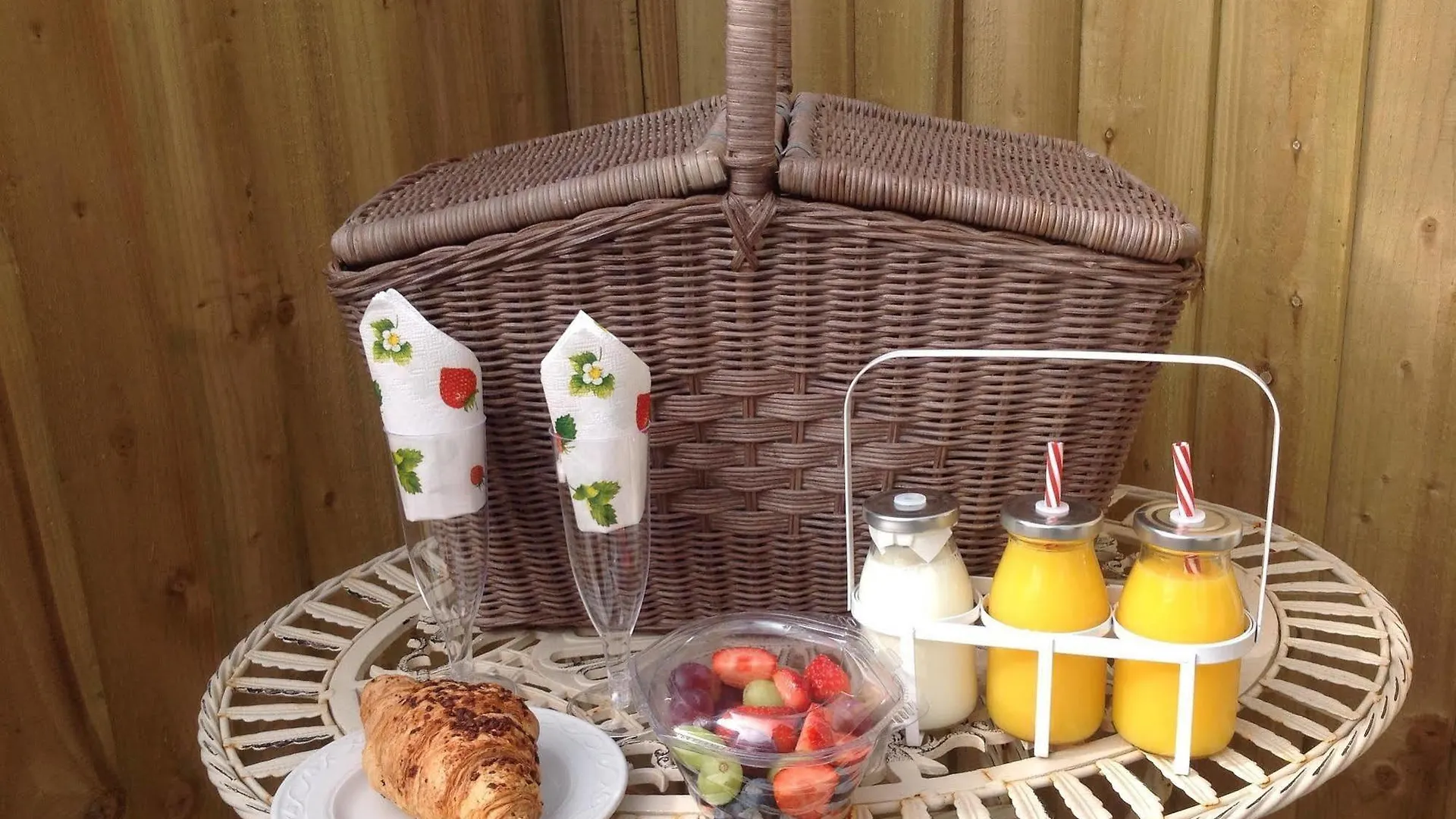 Woodbine City Rooms Bed & Breakfast